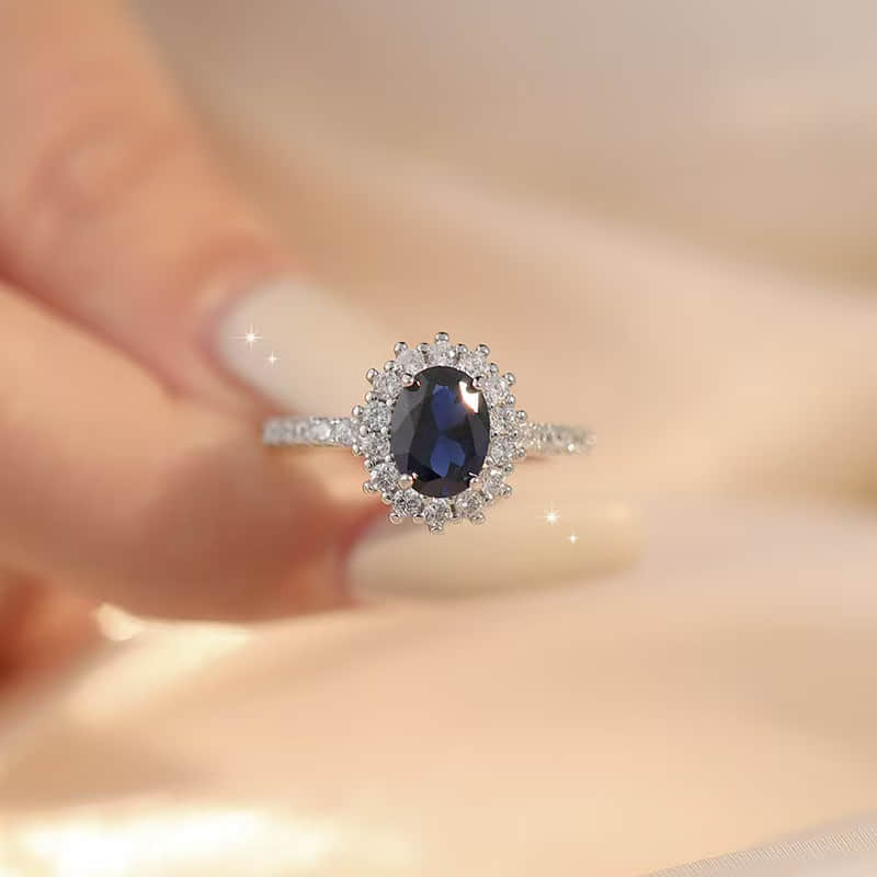 Oval Zircon Ring