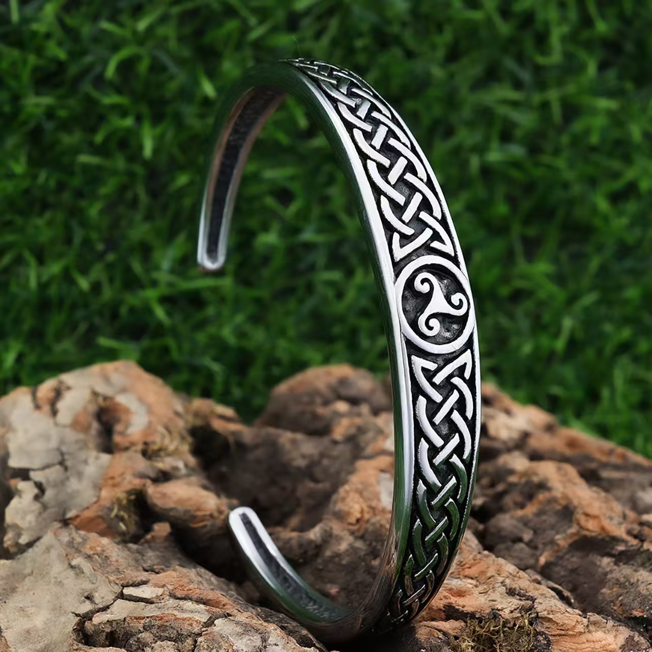 Trendy Twisted Titanium Steel Open Bangle