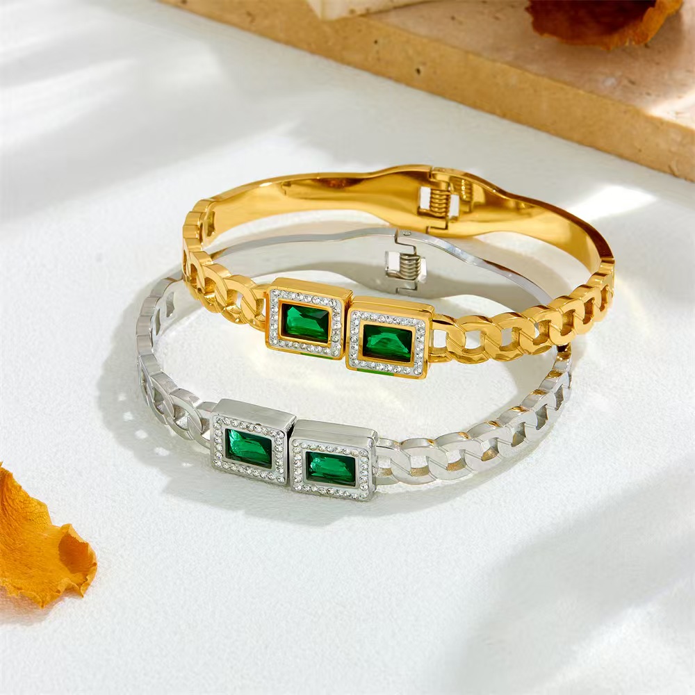 Trendy Retro-Inspired Emerald Zircon Stainless Steel Bracelet 