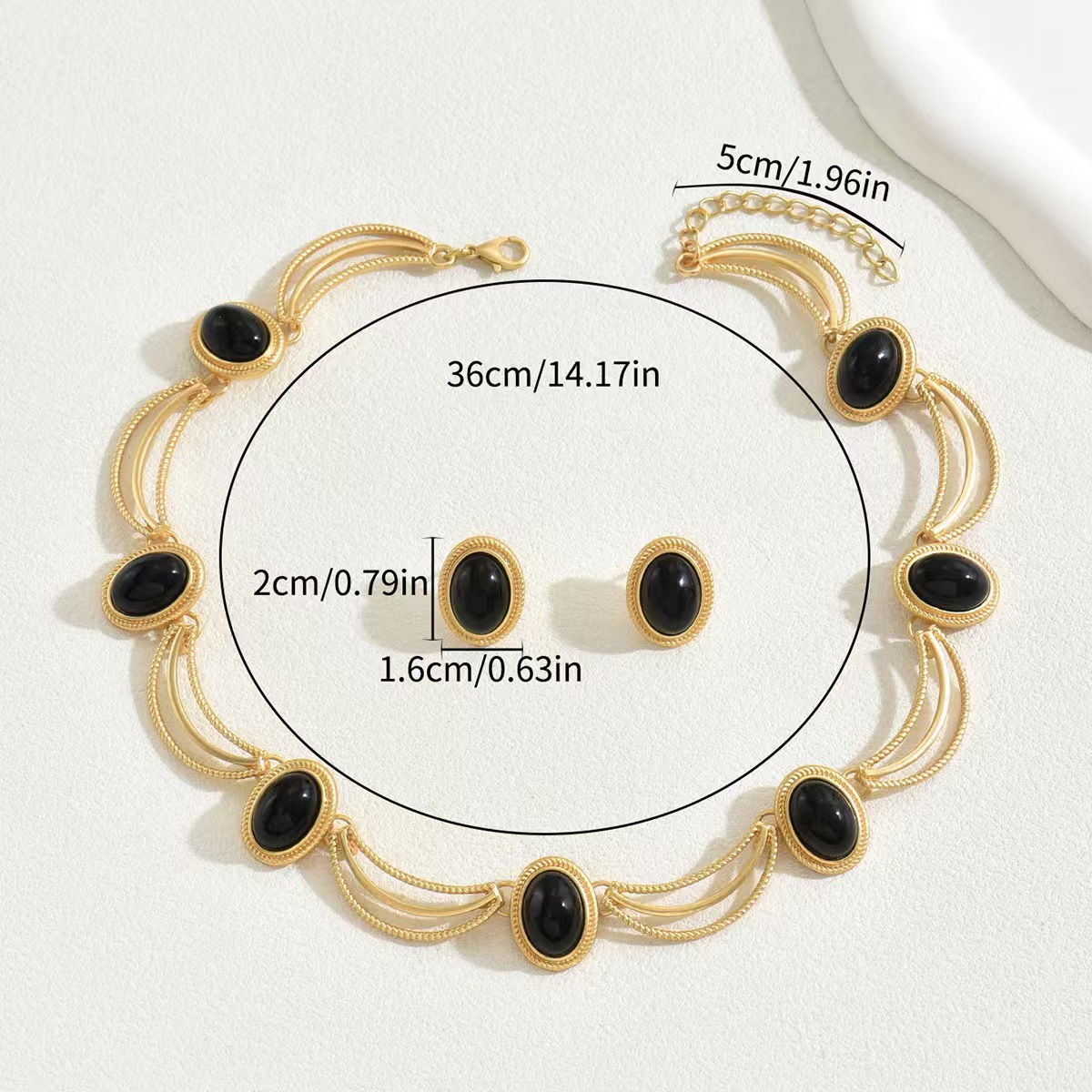 Vintage Court Style Necklace and Earring Set