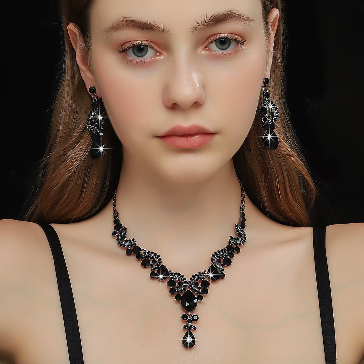 Rhinestone Teardrop Bridal Necklace and Earring Set