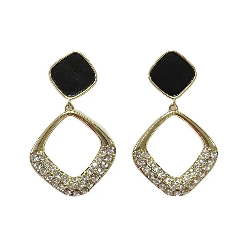 Minimalist Geometric Rhinestone-Accented Earrings 